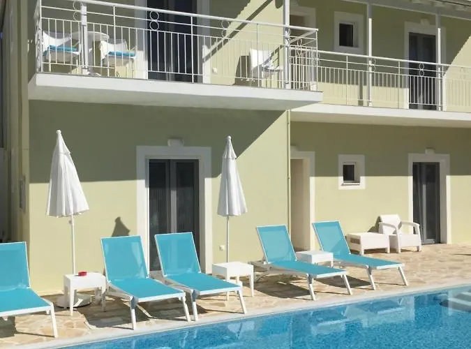 Aparthotel The 4*